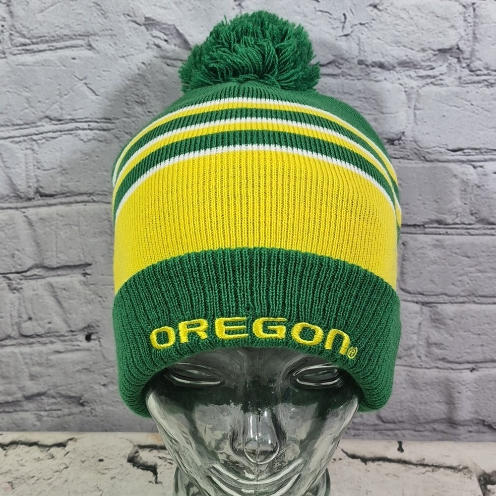 Oregon Ducks Beanie Hat Unisex Retro Striped Green Pompom‎ Warm Winter Ski Cap